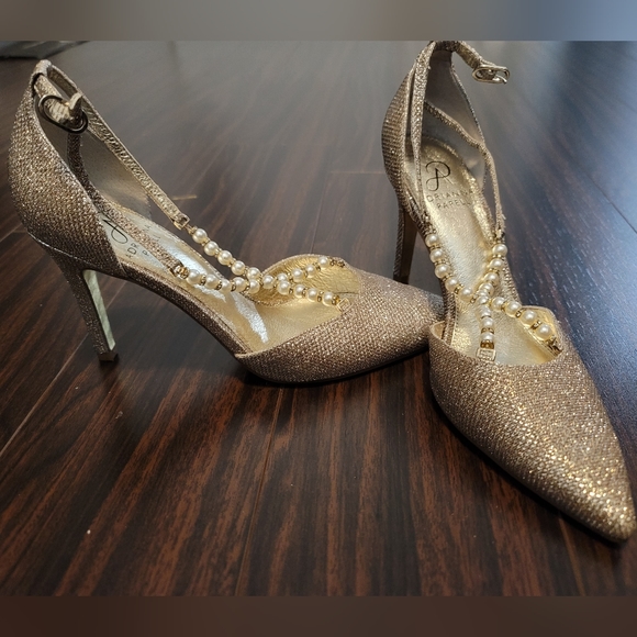 🔴SOLD ⚫️2/$100 ADRIANNA PAPELL bridal heels womens - Picture 2 of 6